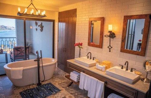 Ildefonso Green Complejo | 3 BEDROOM-VISTA ENCANTADA-CABO-BALCONY-OCEAN VIEWS