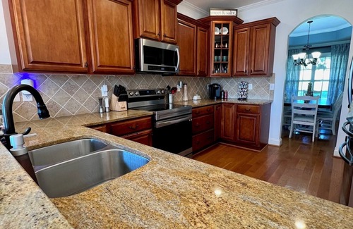 Stokes Casa | 3 Bedroom w/hot tub in Yadkin Wine Country Pet Friendly