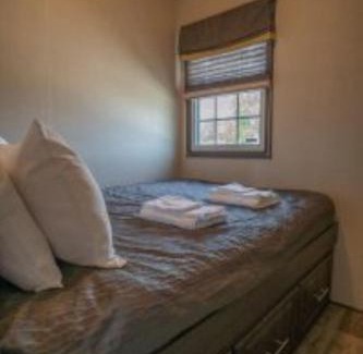 Roseneath Casa | 3 Bedroom Waterview Cottage 4B
