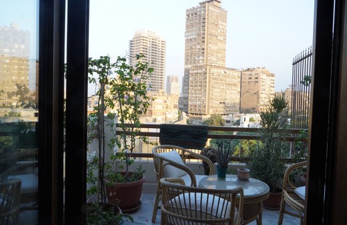 Zamalek Apartamento | 3-bedroom with AC, WiFi. Zamalek, Cairo. Enchanting space for families and women