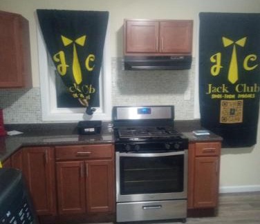 Schenectady Apartamento | 3 bedroom with free parking