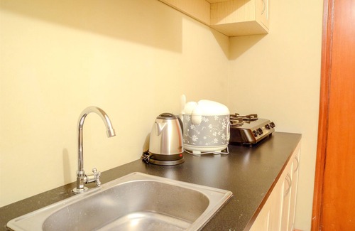 Central Jakarta Apartamento | 3 Bedrooms Apartment Grand Palace Kemayoran by Travelio