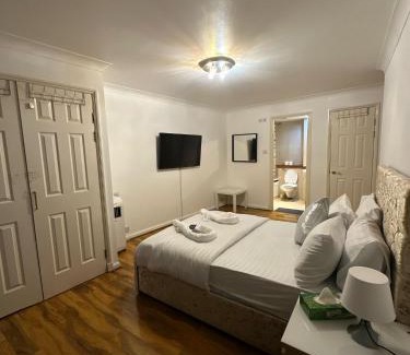 Maida Vale Apartamento | 3 Bedrooms Apartment with security 24 hours