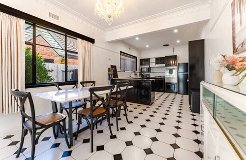 Lake Wendouree Casa | 3 Bedrooms By The Lake | Top Location