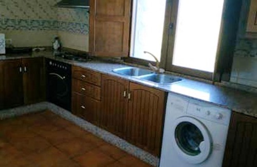 Riópar Casa | Casa de 3 habitaciones con terraza amueblada y WiFi en Albacete