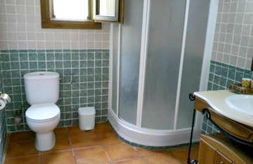 Riópar Casa | Casa de 3 habitaciones con terraza amueblada y WiFi en Albacete