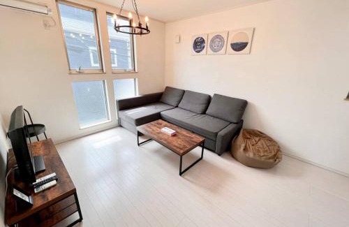 Nishinari Casa | 3 Bedrooms Holiday Homes In Osaka
