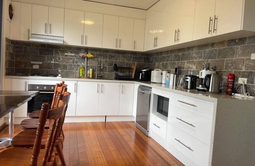 Laverton Casa | 3 bedrooms Home in Laverton 19 Minutes to Melbourne CBD Center