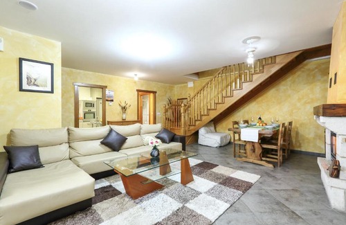 Arellano Casa | 3 bedrooms house with furnished terrace at Arellano