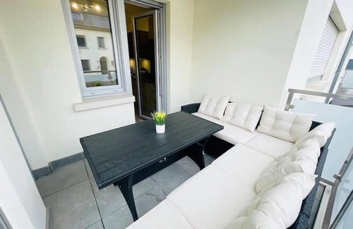 South Bonnevoie Apartamento | 3 bedrooms in Center Terrace & Parking