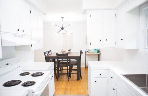 Fredericton Casa | 3 bedrooms just 3 minutes from Uptown