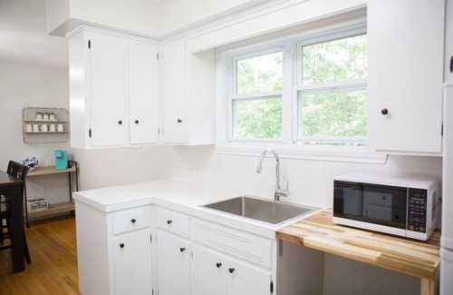 Fredericton Casa | 3 bedrooms just 3 minutes from Uptown