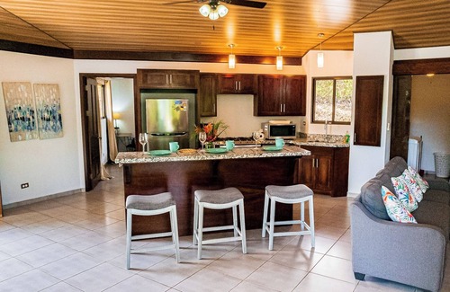 Ojochal Casa | 3 bedrooms. Large pool. Gated. Private. Ojochal.