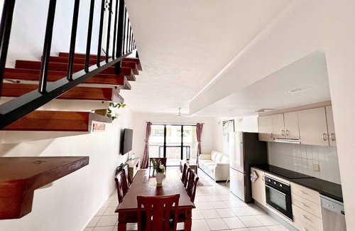 Parramatta Park Apartamento | 3 Bedrooms with En-suite Apartment in Cairns