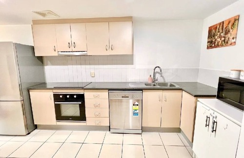 Parramatta Park Apartamento | 3 Bedrooms with En-suite Apartment in Cairns
