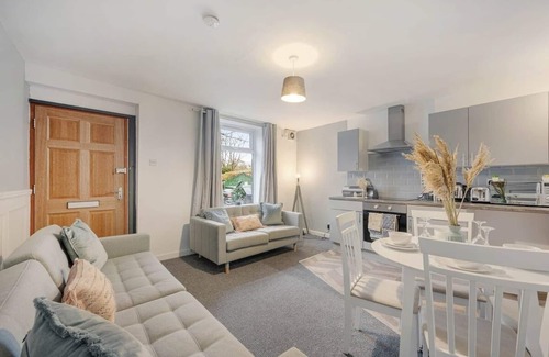 Rossendale Casa | 3 Beds | Free Parking | Stylish