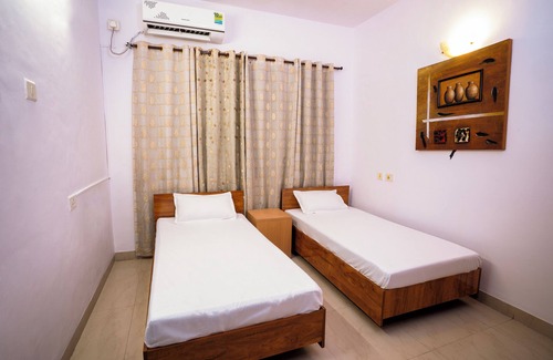 Navi Mumbai Casa | 3 BHK apartment, Sea Facing with Kitchen and living.