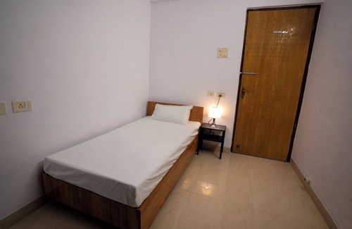 Navi Mumbai Casa | 3 BHK apartment, Sea Facing with Kitchen and living.