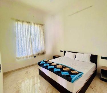 Jaipur District Casa | 3 BHK Farm with 2 jacuzzi, Pool, Lawn & Mountain View