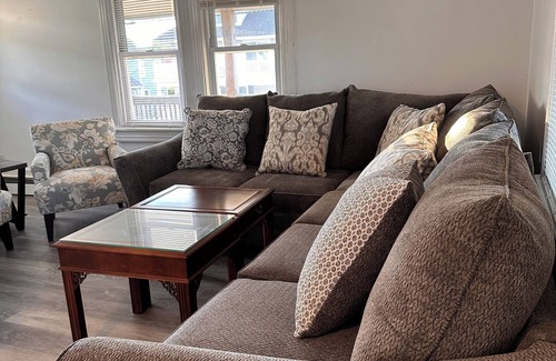 Bradley Beach Apartamento | 3 blocks to beach bliss