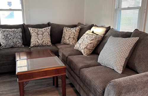 Bradley Beach Apartamento | 3 blocks to beach bliss