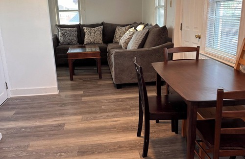 Bradley Beach Apartamento | 3 blocks to beach bliss