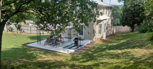 Tulsa Casa | 3-Br 2-Bath Family-Friendly Home -10 Min to Tulsa