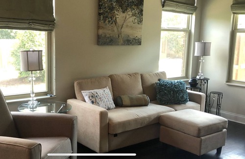 Hendersonville Casa | 3 BR Beauty in Hendersonville-quiet and relaxing