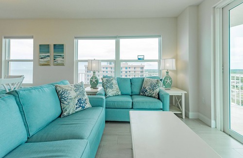 Ocean View Halifax Estates Condominio | 3 BR Condo with an Oceanview from the Balcony