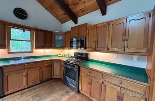 Highland Lake Cabaña | 3-BR Cottage w/ Game Room, Firepits, Lake Nearby in Highland Lake