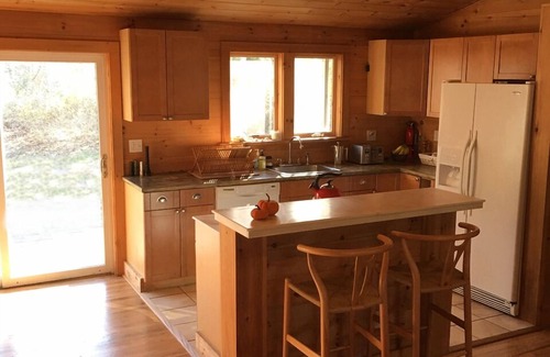 East Hampton Casa | 3 BR East Hampton NW Cottage, pasos a la playa de Sammy