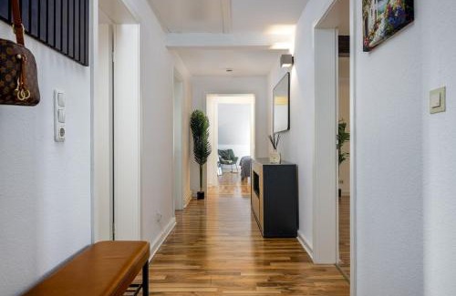 Wiesbaden Apartamento | 3 BR - Familienfreundlich - Geräumig - Zentral - Wifi - Cozy