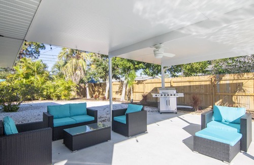 Pinellas Point Casa | 3 BR Florida Oasis | Pool Home | Fire Pit | Beaches | Pets OK