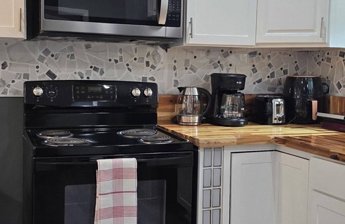 Columbus Casa | 3-BR house near Downtown Columbus with amenities to make you feel at home.