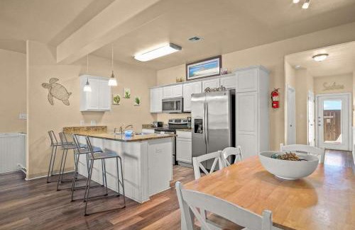 Corpus Christi Casa | 3 Br Padre Isl Retreat Min to Beach Dog Friendly