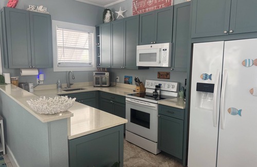 Midtown Casa | 3 BR, pet friendly house in Key West, Live the island life!