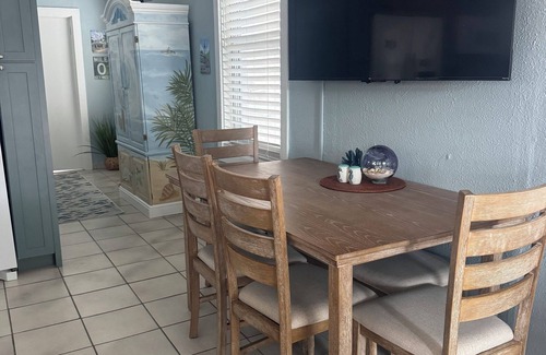 Midtown Casa | 3 BR, pet friendly house in Key West, Live the island life!