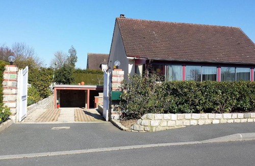 Tourville-sur-Arques Casa | 3 chambres privées dans un jardin d'hiver, garage voiture, vélos, motos