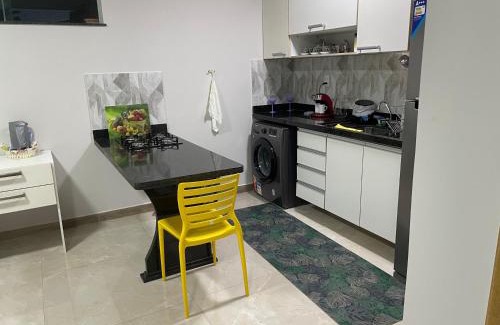 Aleixo Apartamento | 3 Conforto próximo ao Forum