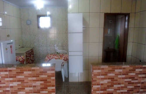 Tamoios Casa | Acogedoras cocinas, televisión de pago, cerca de la playa y el río, todo nuevo.