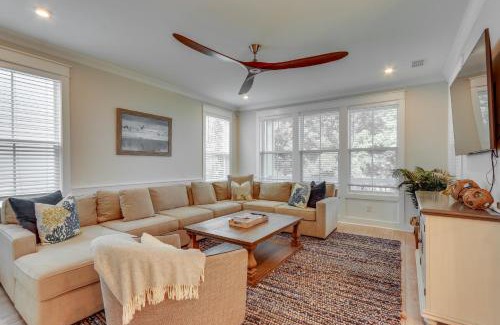 Palmetto Dunes Casa | 3 Decks and Water Views Breezy Home in Hilton Head