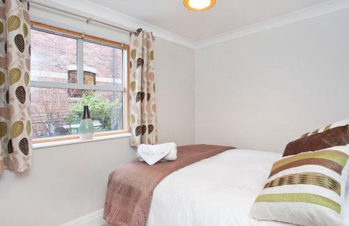 York Casa | 3 Emperors Wharf with Stunning River Views
