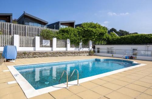 Mawgan Porth Casa | 3 Europa Court in Mawgan Porth
