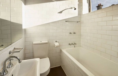 Armadale North Casa | 3 GrandKing executive Art living house