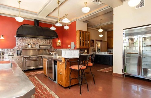 Jerome Casa | 3 Historic Houses | Sleeps 33 | Close to Sedona