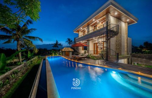 Pejeng Kawan Cama Y Desayuno | 3 King Bedrooms Ratu Bali Luxury Villa in Ubud, Bali