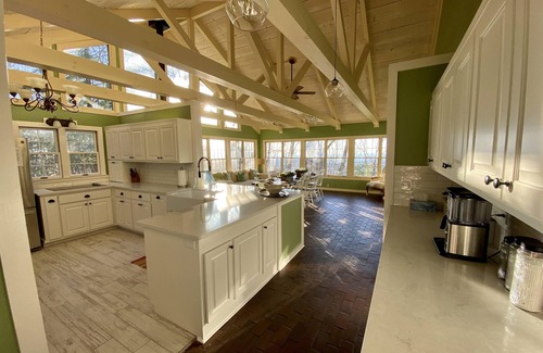 Big Canoe Casa | Mountain House, 3 King Beds, Amazing View, Sleeps 10, Great for groups