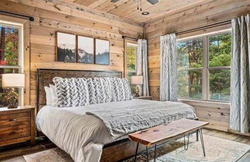 Gatlinburg - Pigeon Forge Chalet De Esquí | 3 King Suites 5 mi to Parkway View Gaga Ball Court