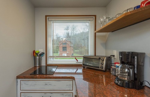 Mills River Casa | #3 Looking Glass · Looking Glass @ Acony Bell Tiny Home Village