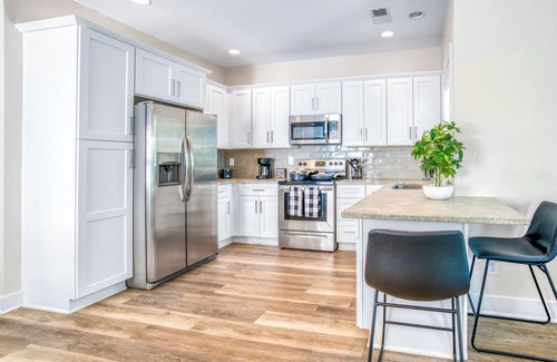 Charlotte Casa | 3 Lux King Beds, Game Rm, Fenced Backyard Escape